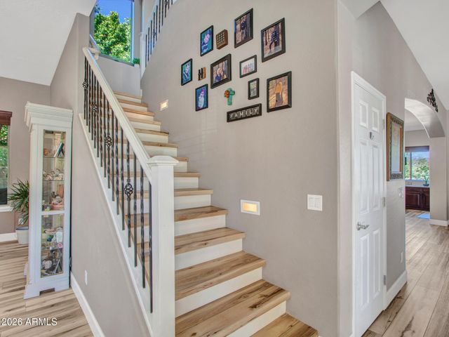 5724 W ROWEL Road, Phoenix, AZ 85083