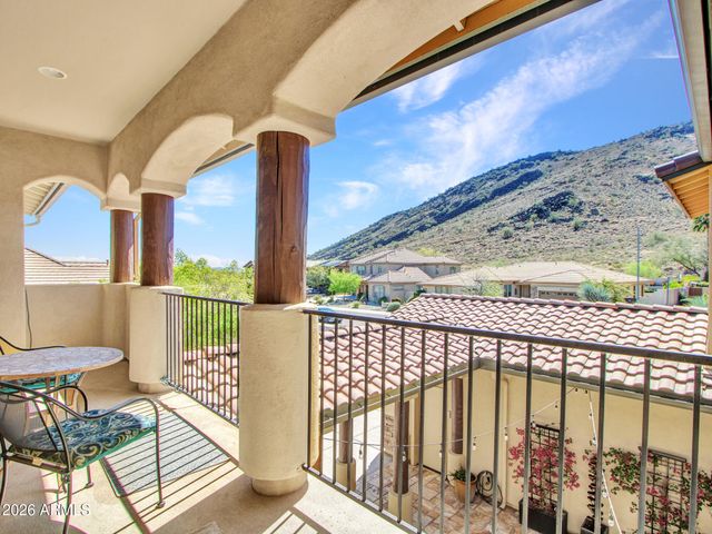 5724 W ROWEL Road, Phoenix, AZ 85083