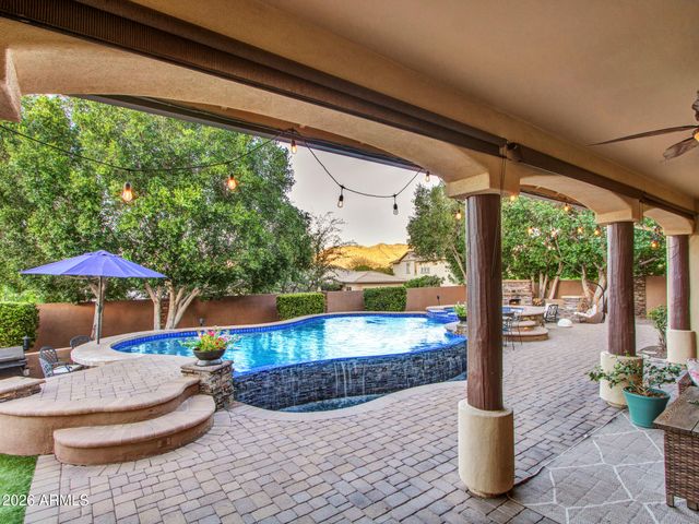 5724 W ROWEL Road, Phoenix, AZ 85083