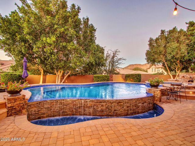 5724 W ROWEL Road, Phoenix, AZ 85083