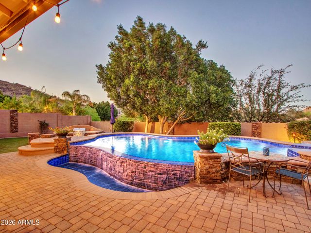 5724 W ROWEL Road, Phoenix, AZ 85083