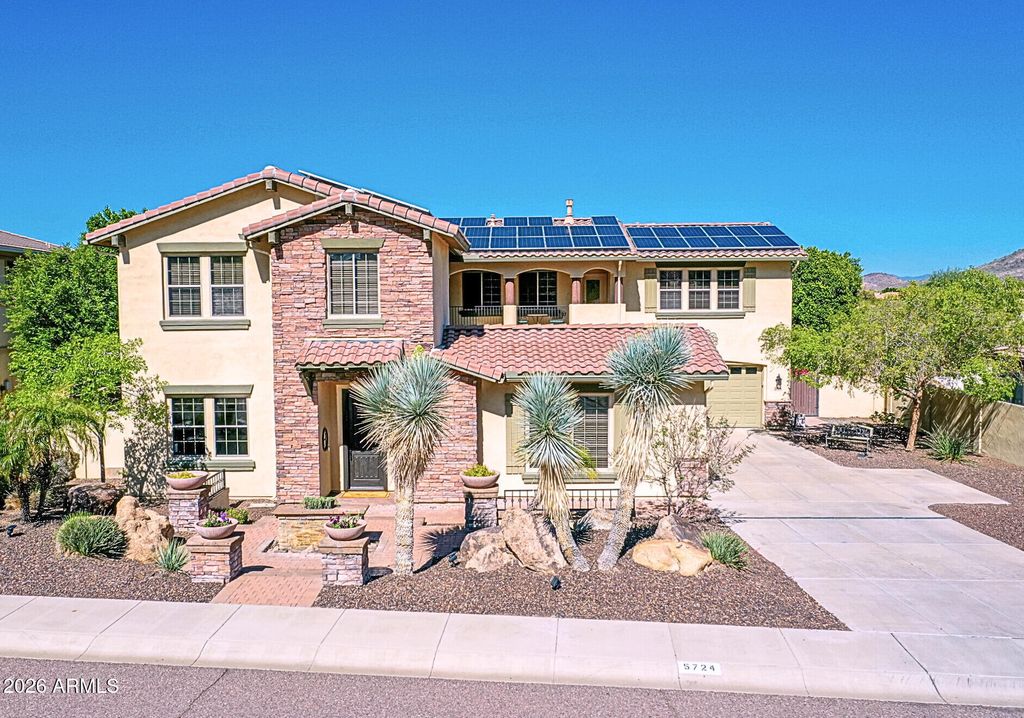 5724 W ROWEL Road, Phoenix, AZ 85083