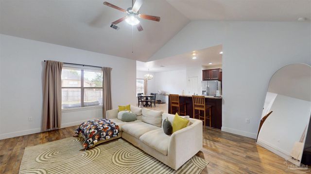 6776 Barnwood Dr, Milton, FL 32570