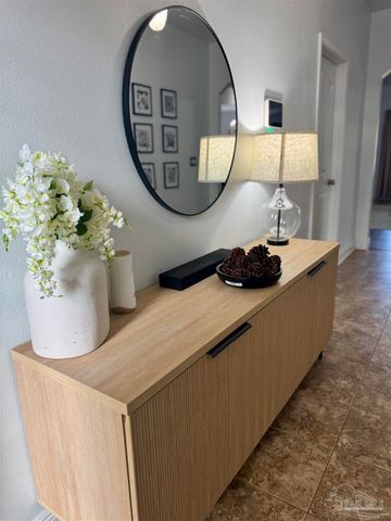 6776 Barnwood Dr, Milton, FL 32570