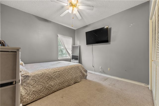 7401 Blue Lake Dr, Corpus Christi, TX 78413