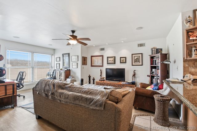 5118 N 427 Road, Pryor, OK 74361