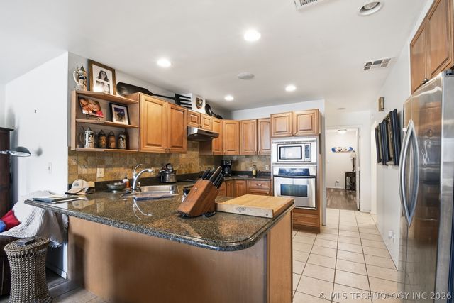 5118 N 427 Road, Pryor, OK 74361