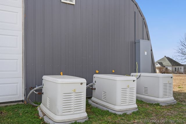 5118 N 427 Road, Pryor, OK 74361