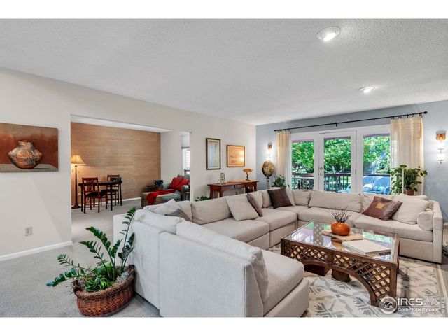 7134 Cedarwood Cir, Boulder, CO 80301