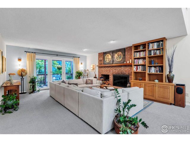 7134 Cedarwood Cir, Boulder, CO 80301