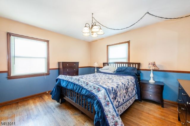 98 Tuella Ave, Elmwood Park Boro, NJ 07407