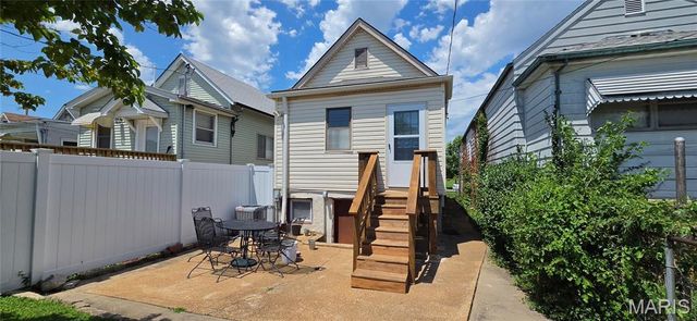 5342 Daggett Avenue, St Louis, MO 63110