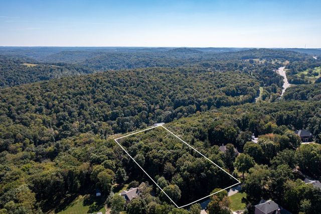 117 Blackthorn Drive, Penn Twp, PA 16002