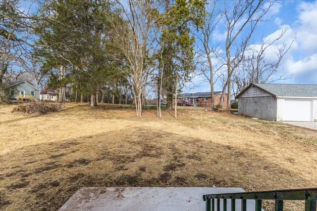 713 Hunt St, Winchester, TN 37398