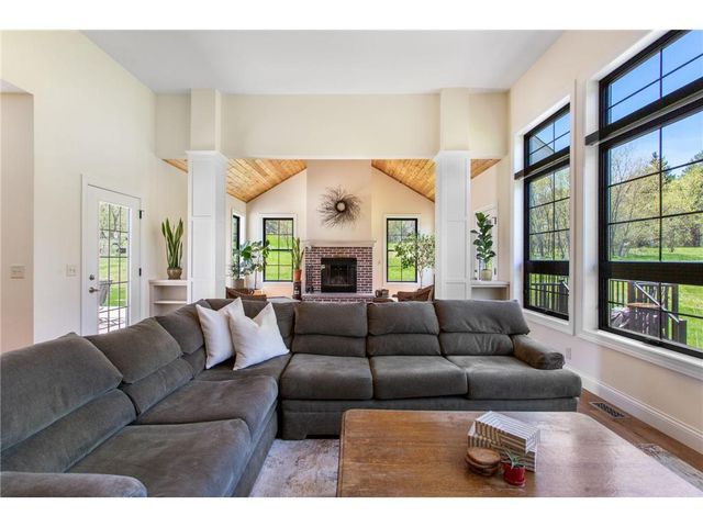 1191 42nd Street, Hudson, WI 54016