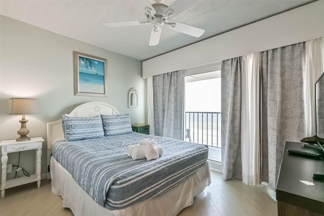 7310 Seawall Boulevard 907, Galveston, TX 77551