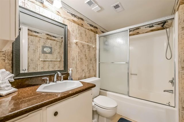 7310 Seawall Boulevard 907, Galveston, TX 77551