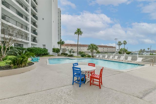 7310 Seawall Boulevard 907, Galveston, TX 77551