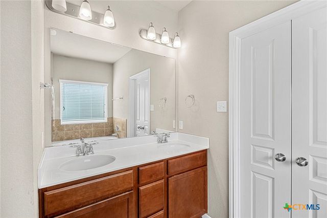 608 Wyndcrest Drive, Temple, TX 76502