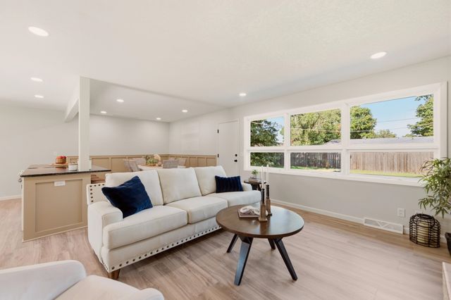 642 N Norman, Wichita, KS 67212