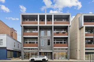 2837 N Halsted Street 2N, Chicago, IL 60657