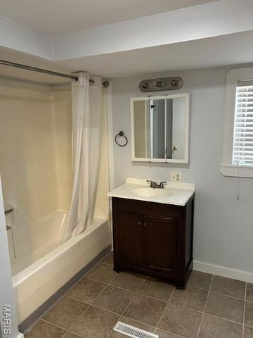 118 E Elm Street, Palmyra, MO 63461