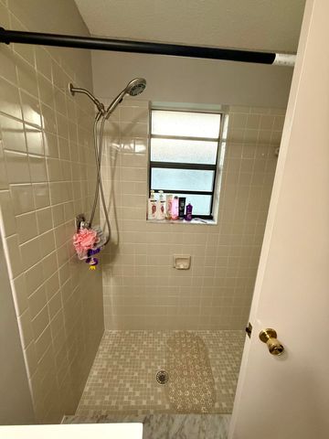 4893 Palm Hill Drive 22a, West Palm Beach, FL 33415