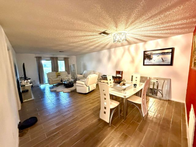 4893 Palm Hill Drive 22a, West Palm Beach, FL 33415