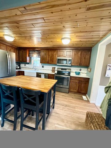 710 15th Street NW, Bemidji, MN 56601