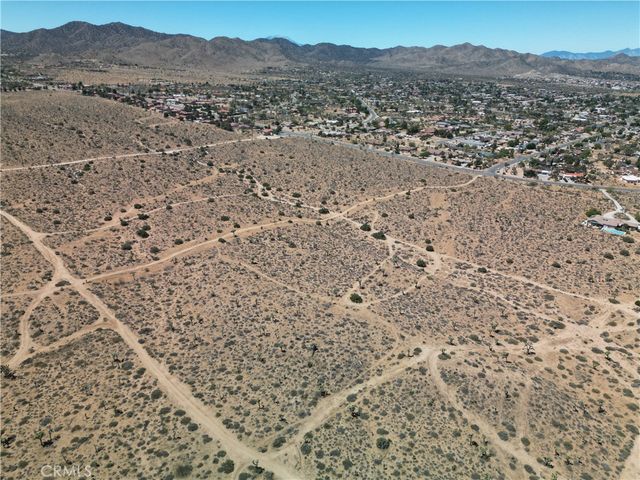 0 Palomar, Yucca Valley, CA 89121
