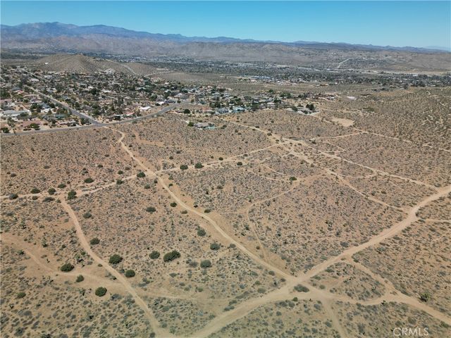 0 Palomar, Yucca Valley, CA 89121