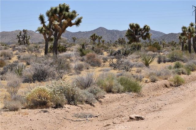 0 Palomar, Yucca Valley, CA 89121