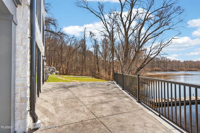 22 Icehouse Drive, Saugerties, NY 12477