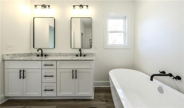 311 Kensington Circle, Bremen, GA 30110