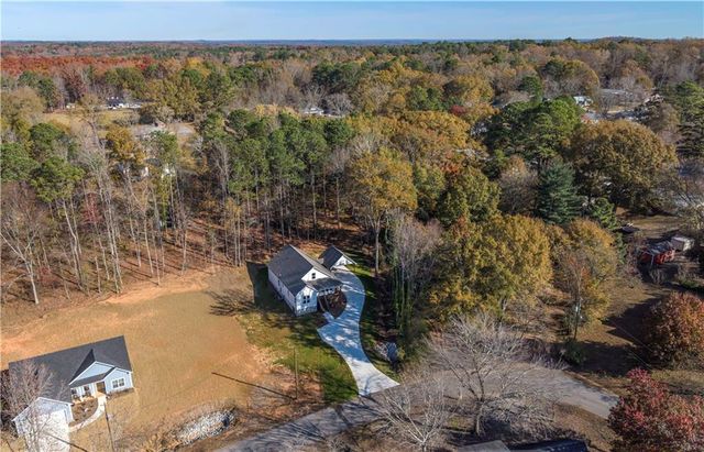 311 Kensington Circle, Bremen, GA 30110