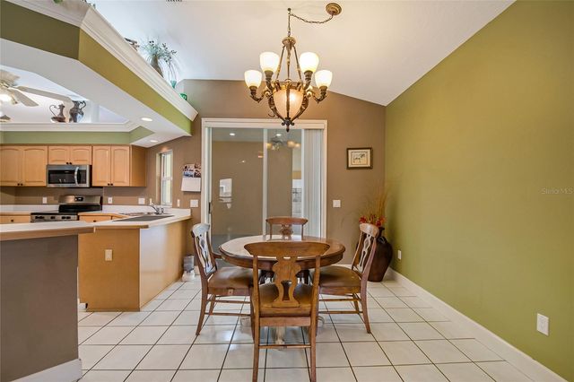 2672 LAKE JACKSON CIRCLE, Apopka, FL 32703