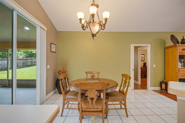 2672 LAKE JACKSON CIRCLE, Apopka, FL 32703
