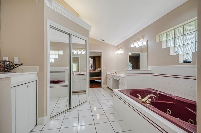 2672 LAKE JACKSON CIRCLE, Apopka, FL 32703