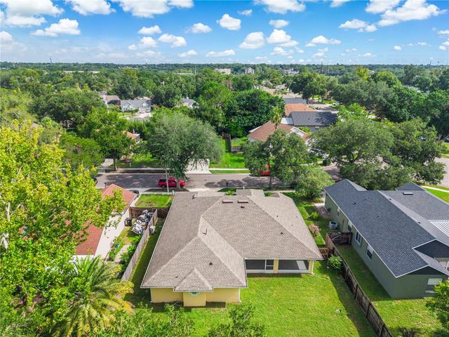 2672 LAKE JACKSON CIRCLE, Apopka, FL 32703