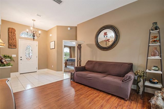 2672 LAKE JACKSON CIRCLE, Apopka, FL 32703