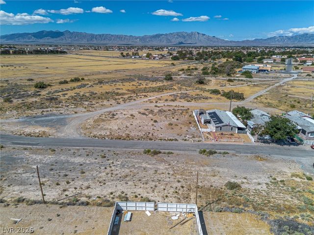 1031 South Firebird Circle, Pahrump, NV 89048