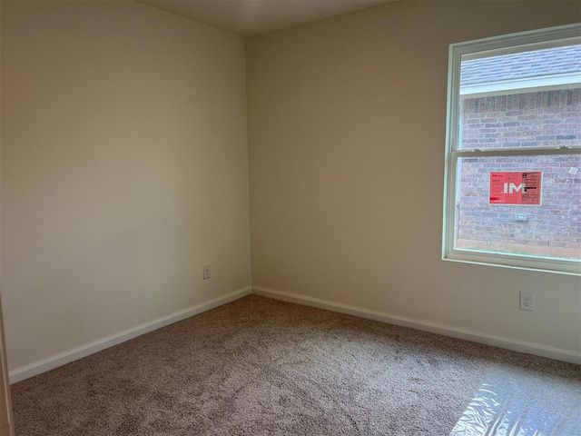 904 Hazy Brook Circle, Chickasha, OK 73018