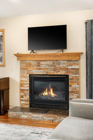 563 NE Soaring Court, Bend, OR 97701