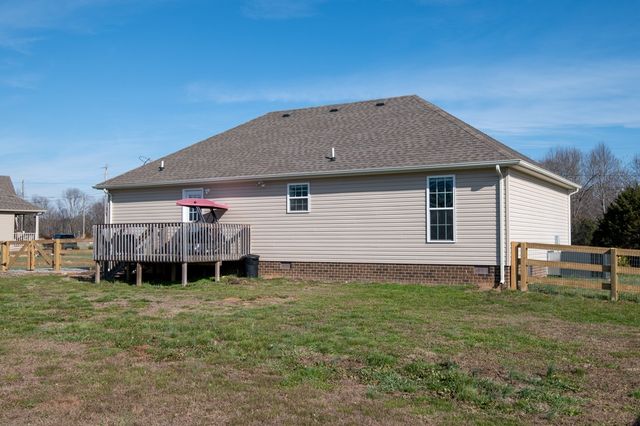 4915 Little Dry Creek Rd, Pulaski, TN 38478