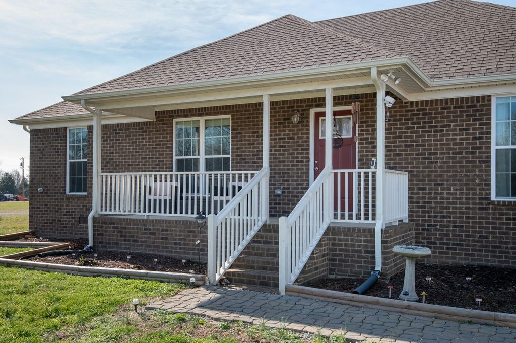 4915 Little Dry Creek Rd, Pulaski, TN 38478