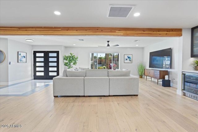 13234 N 11TH Avenue, Phoenix, AZ 85029