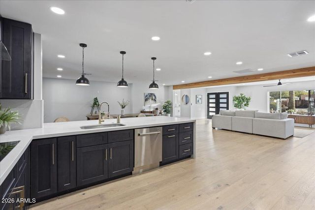 13234 N 11TH Avenue, Phoenix, AZ 85029