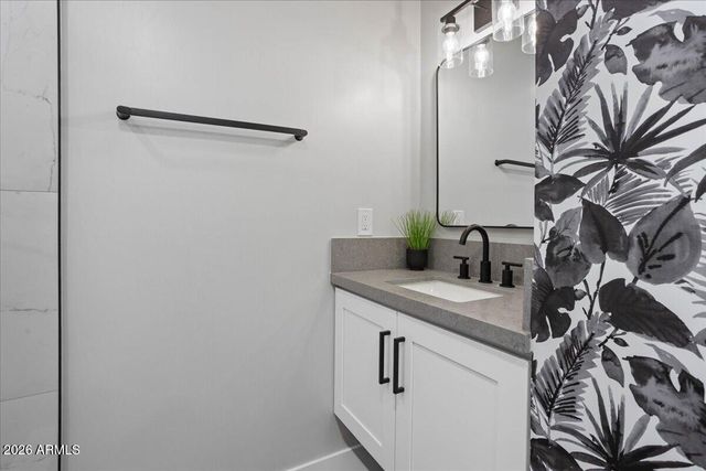 13234 N 11TH Avenue, Phoenix, AZ 85029