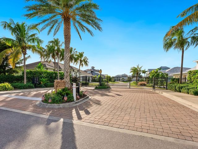 4996 WESTERN DOCKS LANE, Nokomis, FL 34275