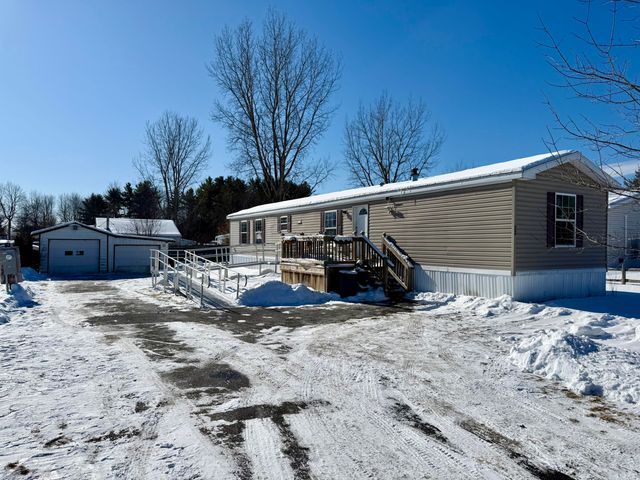 22 Peryea Drive, Plattsburgh, NY 12901